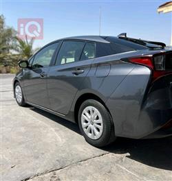 تۆیۆتا پریوس